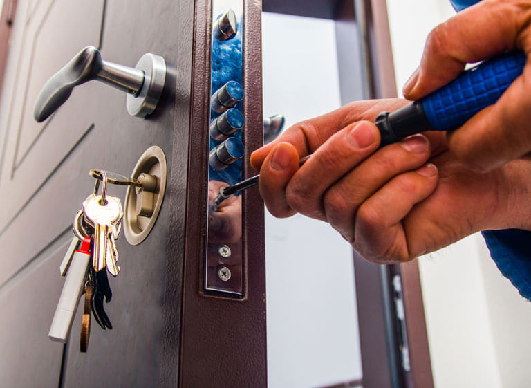 Cheap lock fitting services in South West London